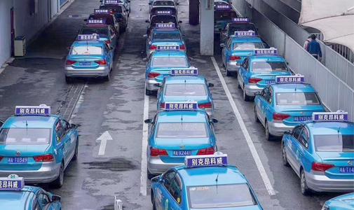 湖南省懷化市智能出租車LED全彩頂燈屏安裝項(xiàng)目